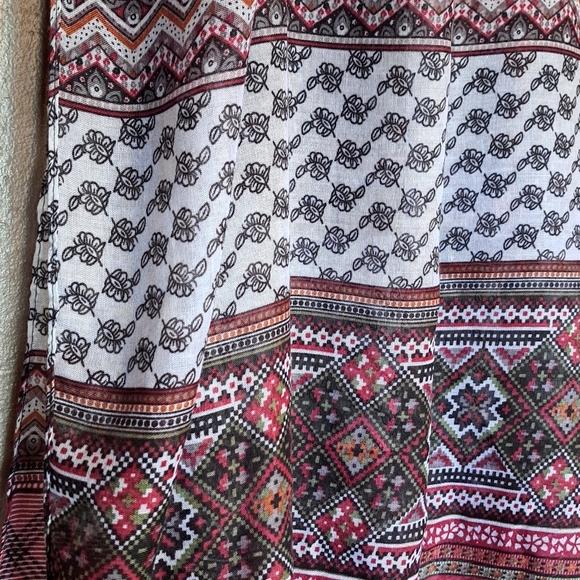 Polyester Scarf - Picture 3 of 5